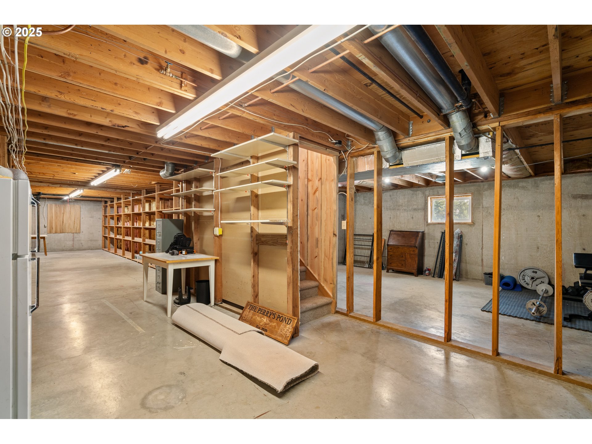 49414 County 1028 Road Pendleton, OR 97801 - Photo 29 of 46 a view of a room with gym equipment