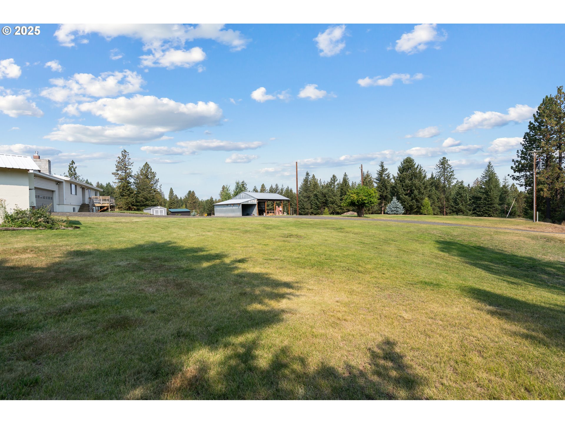 49414 County 1028 Road Pendleton, OR 97801 - Photo 40 of 46 a view of a city