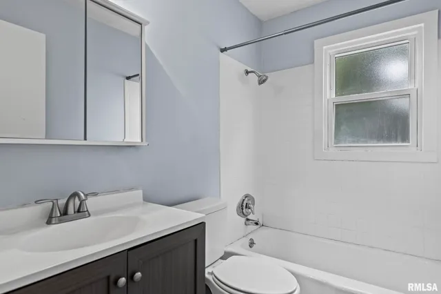 $185,000 | 4013 South Milan Road, Springfield, IL 62703