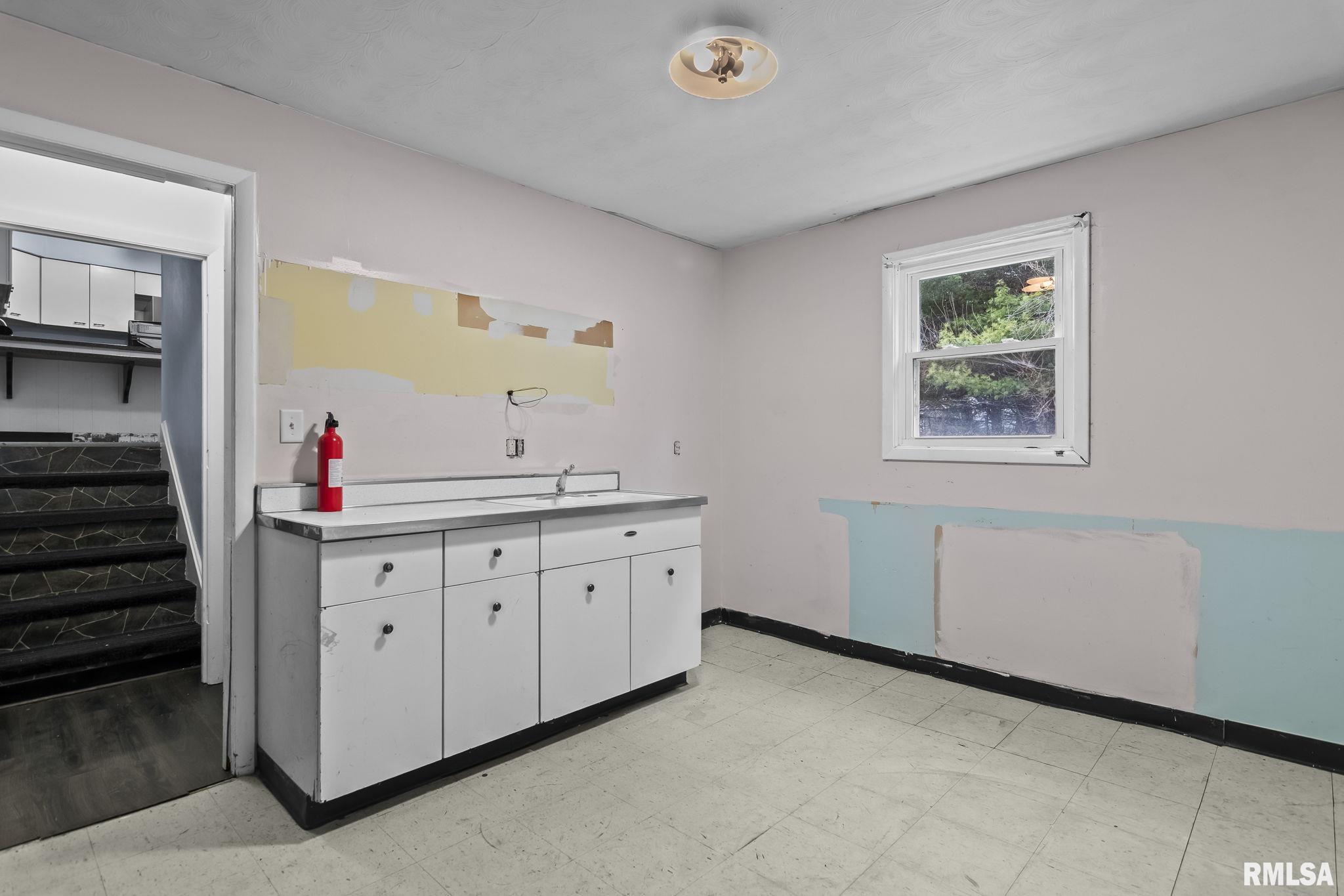 4013 South Milan Road Springfield, IL 62703 - Photo 31 of 36