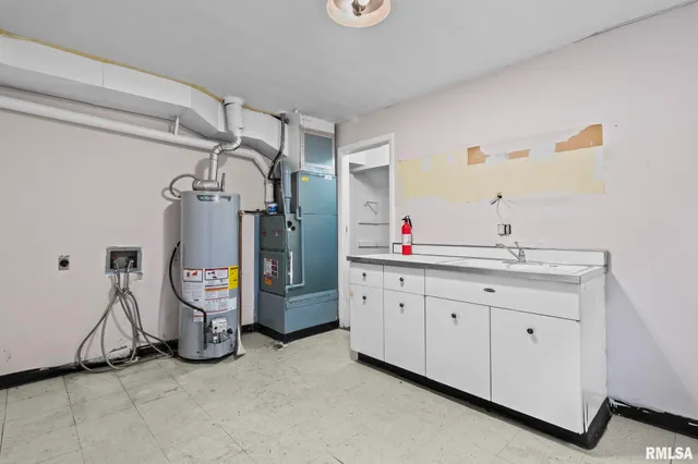 $185,000 | 4013 South Milan Road, Springfield, IL 62703