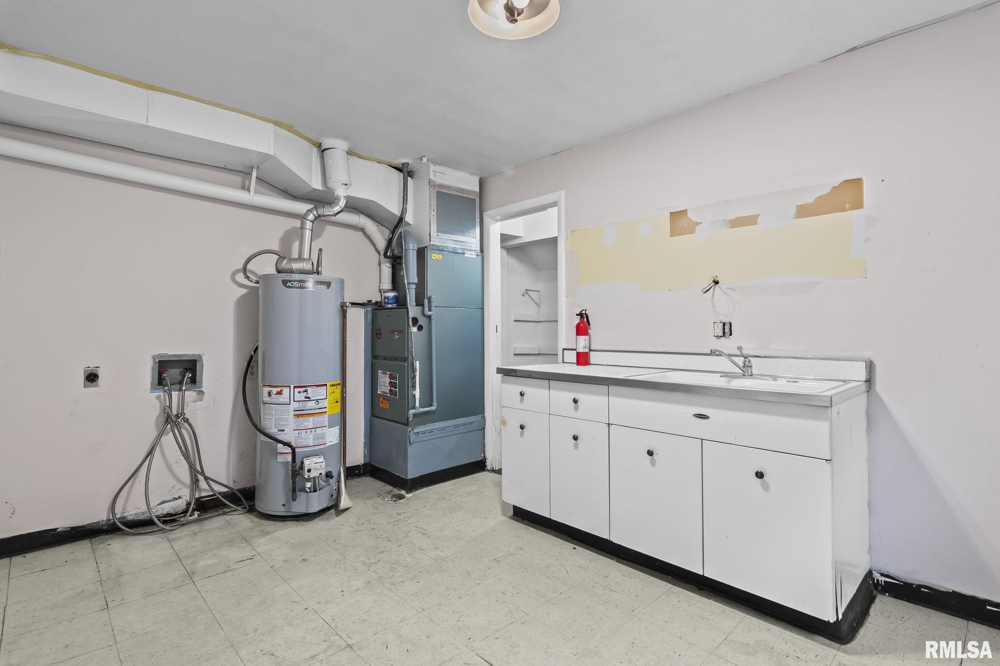 4013 South Milan Road Springfield, IL 62703 - Photo 32 of 36