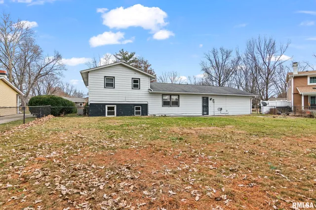 $185,000 | 4013 South Milan Road, Springfield, IL 62703