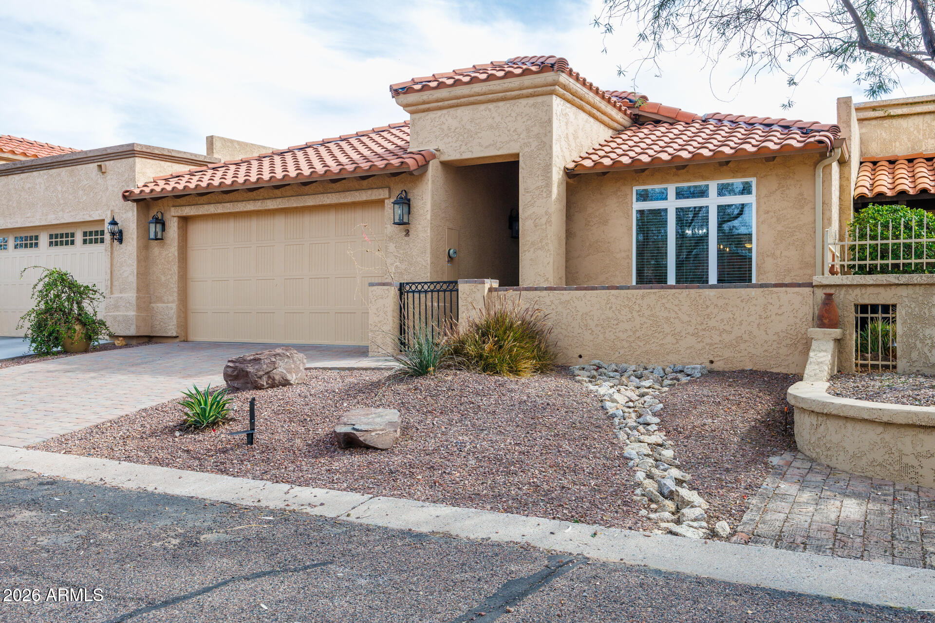 943 East Kortsen Road, Unit 2 Casa Grande, AZ 85122 - Photo 3 of 48 946 E Kortsen Unit 2 - Front Right