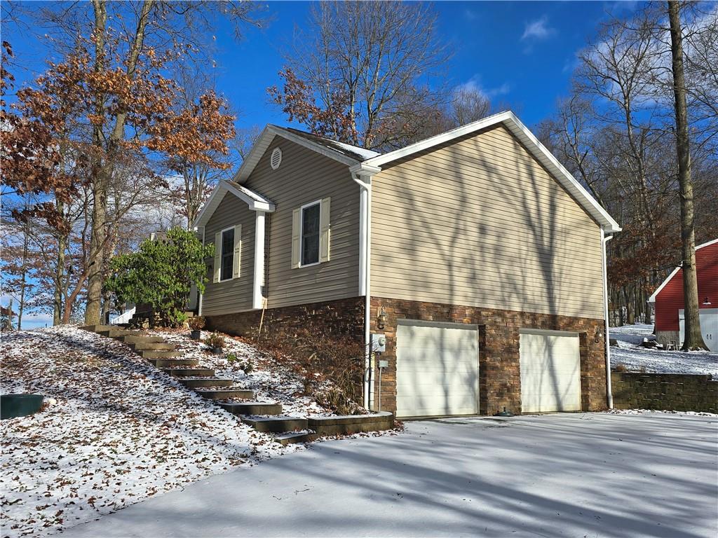 235 Smith Road Cabot, PA 16023 - Photo 4 of 50