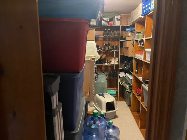 $169,900 | 975 Highway 34, Herod, IL 62947