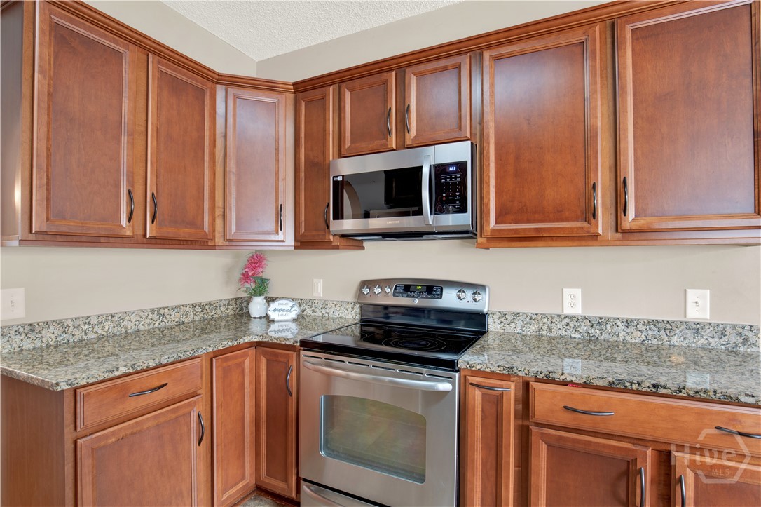 306 Walthour Drive Rincon, GA 31326 - Photo 17 of 49 Kitchen