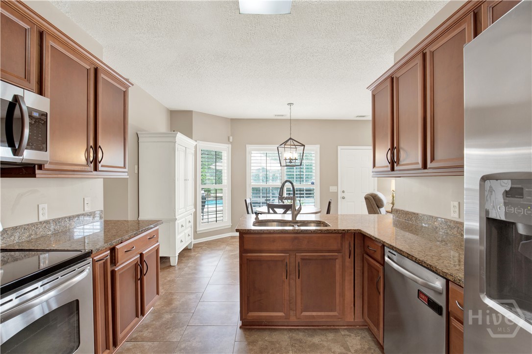 306 Walthour Drive Rincon, GA 31326 - Photo 18 of 49 Kitchen