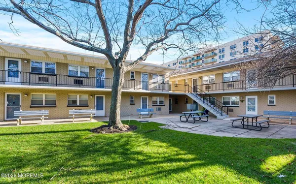 $2,300 | 455 Ocean Boulevard, Unit 27, Long Branch, NJ 07740
