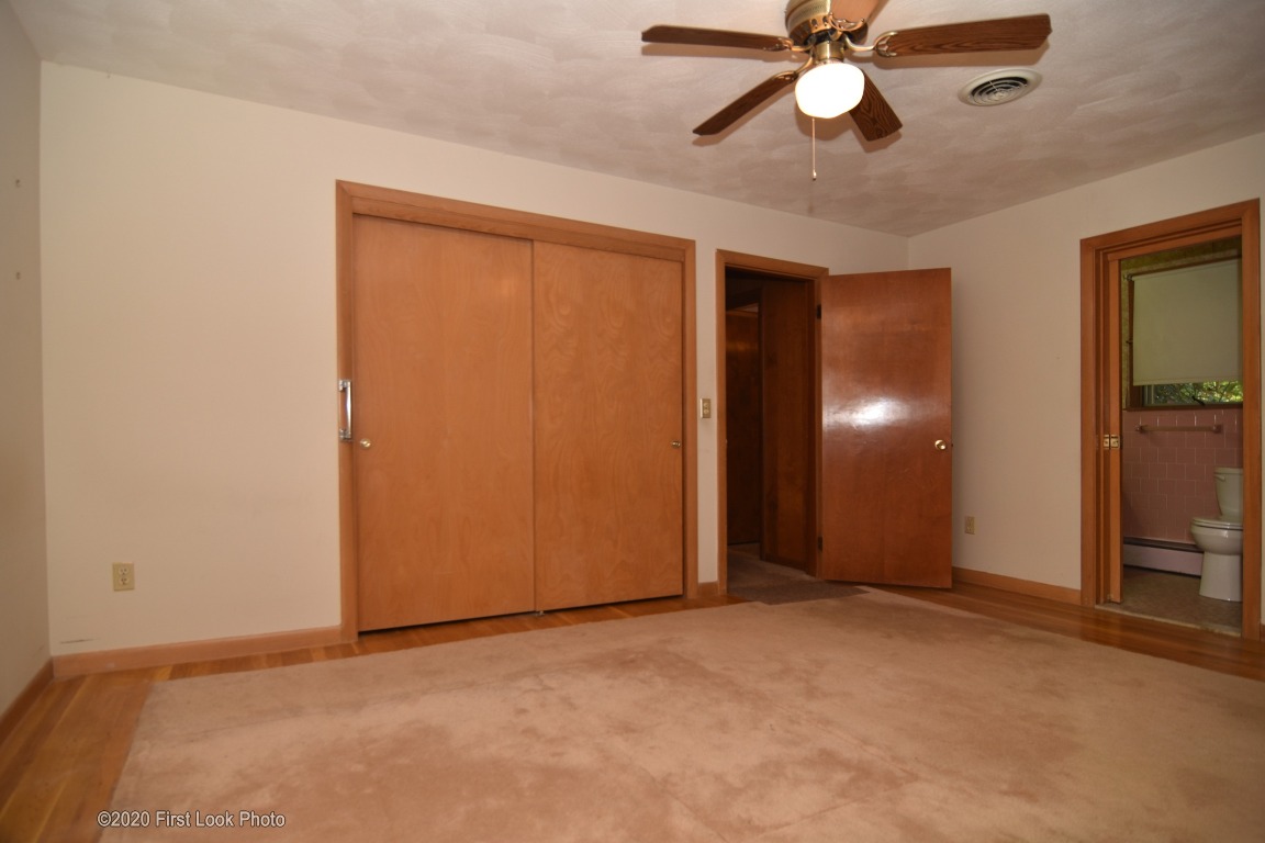 241 Harris Road Smithfield, RI 02917 - Photo 16 of 35 Gallery Image 16