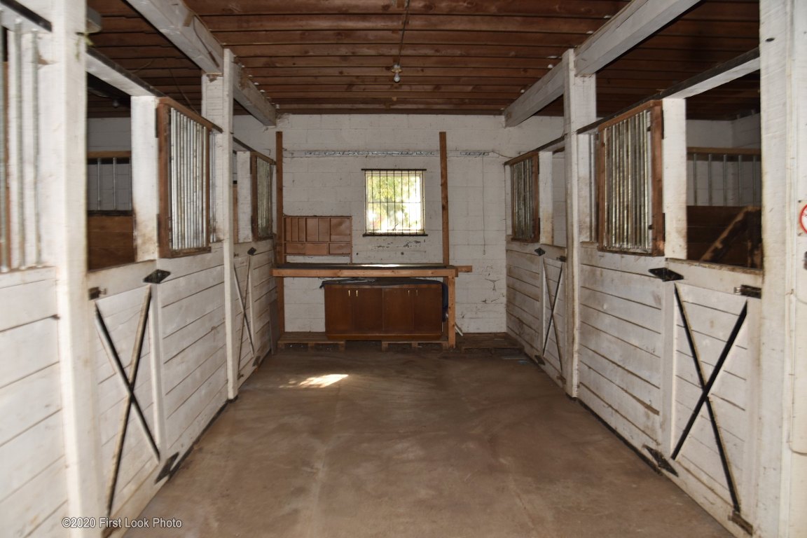 241 Harris Road Smithfield, RI 02917 - Photo 32 of 35 Gallery Image 32