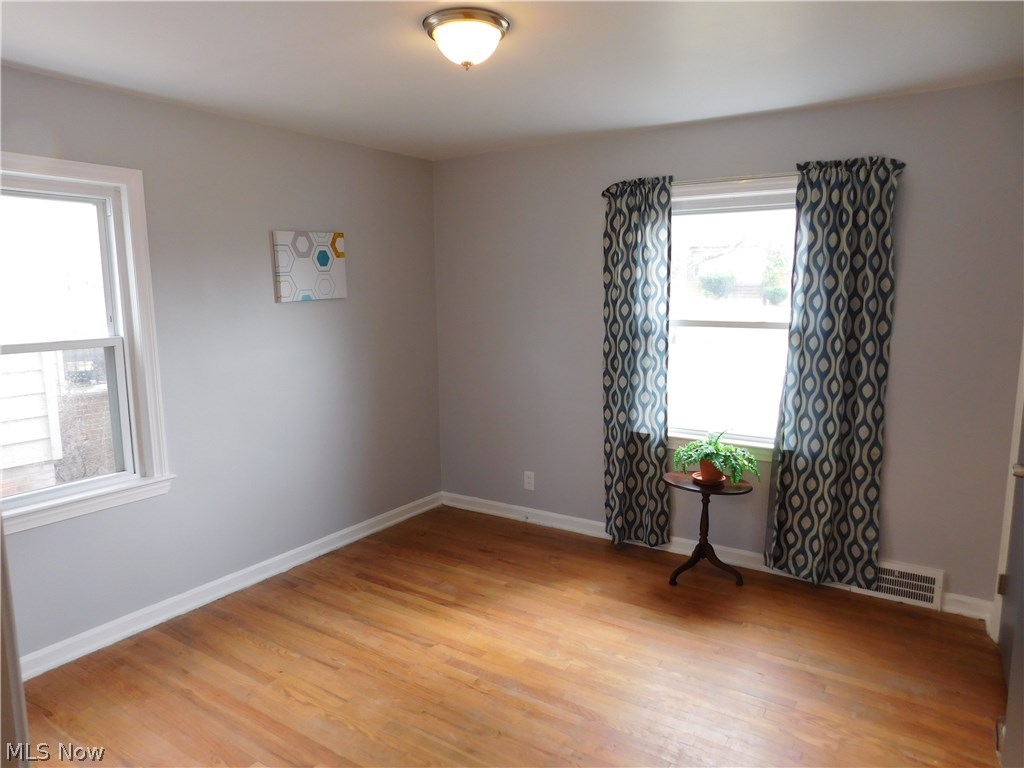 4101 Bayard Road Cleveland, OH 44121 - Photo 5 of 18 Gallery Image 5