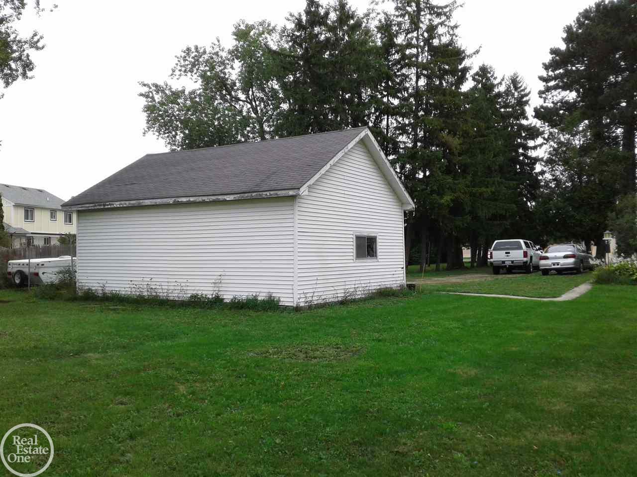 40717 Ryan Road Sterling Heights, MI 48310 - Photo 32 of 36 Gallery Image 32