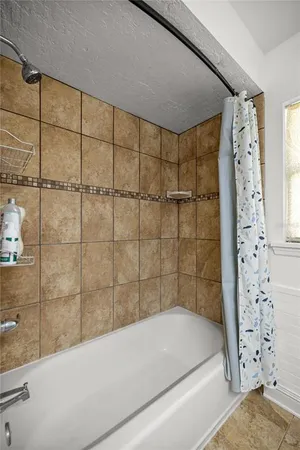 $374,900 | 5947 Ave C, McIntosh, FL 32667