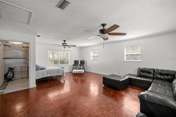 $374,900 | 5947 Ave C, McIntosh, FL 32667