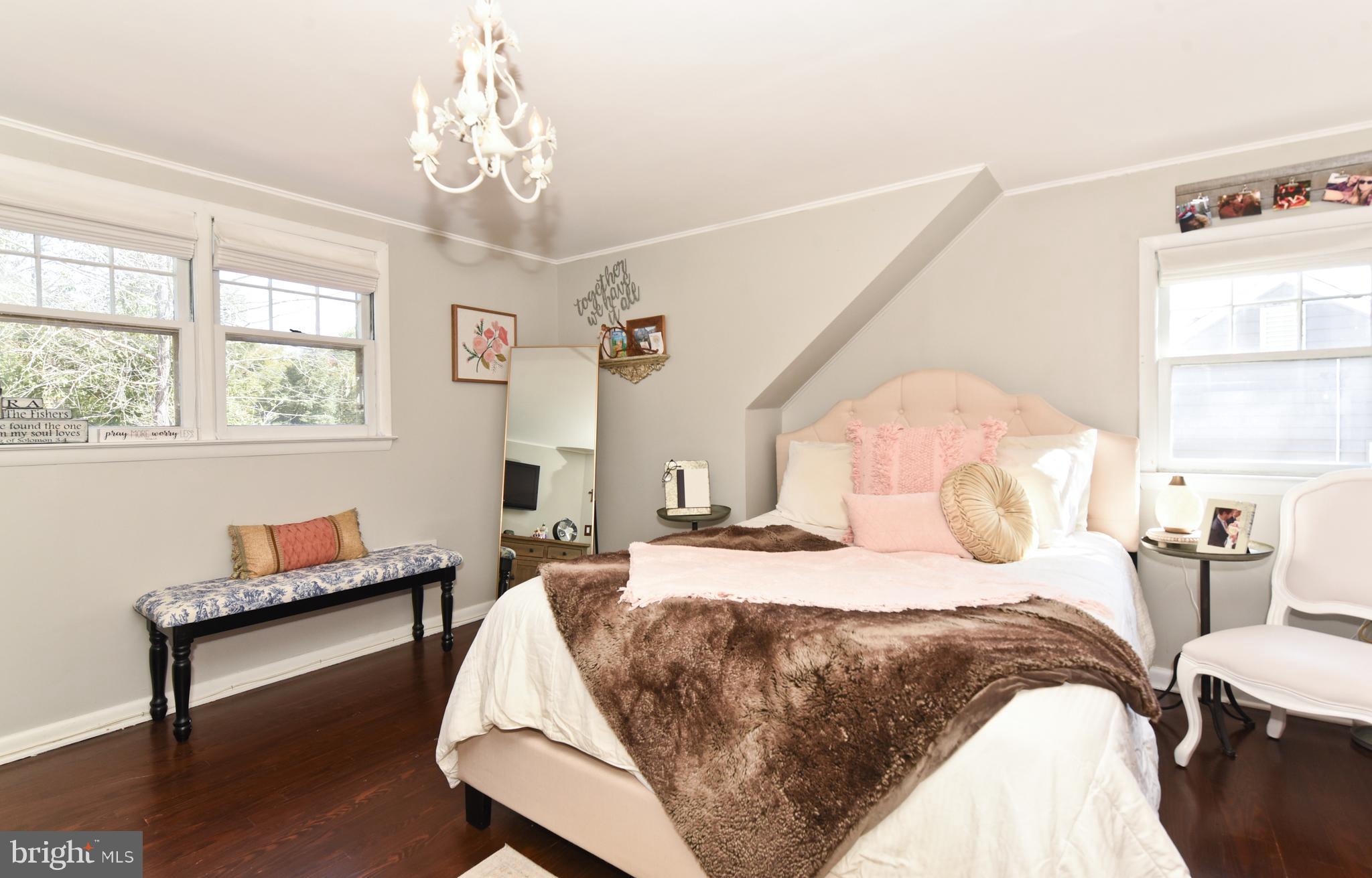 132 Roxboro Road Trenton, NJ 08648 - Photo 16 of 25 Master bedroom