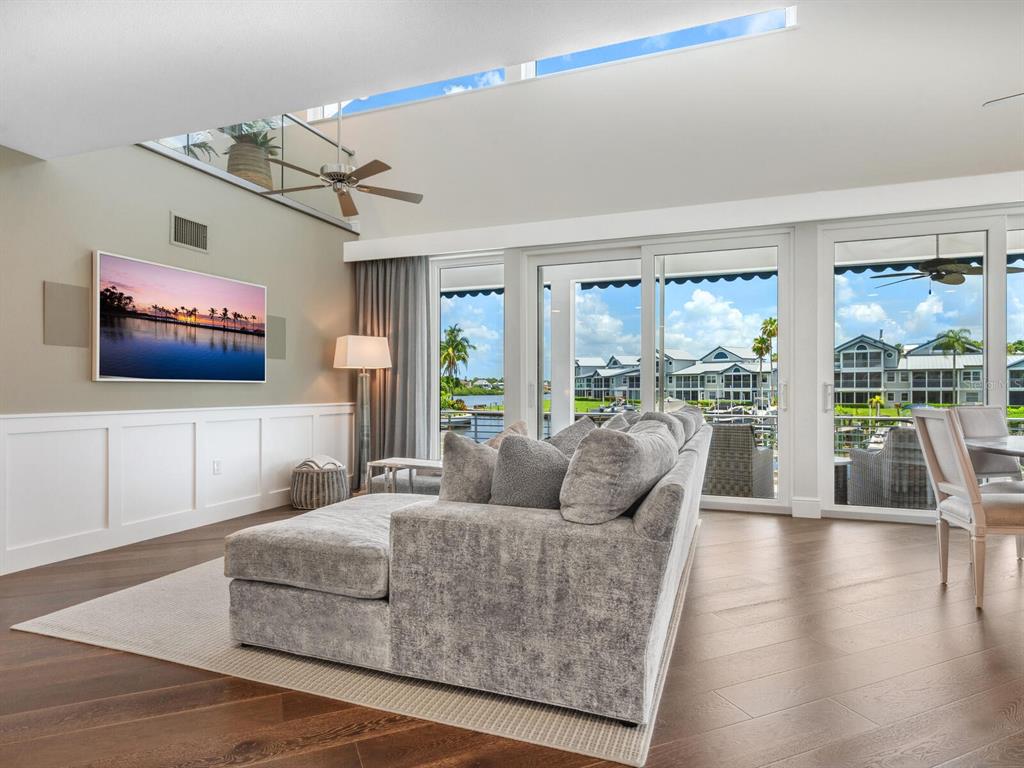 5727 Riegel's Point Road Sarasota, FL 34242 - Photo 9 of 50 Gallery Image 9