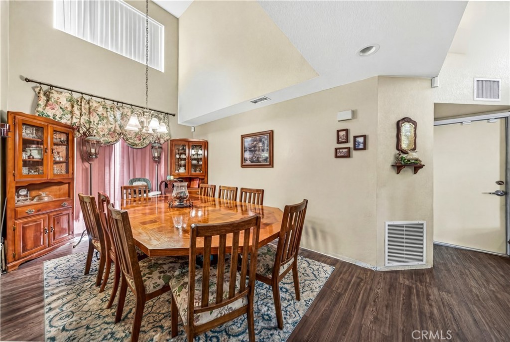 676 Fuchsia Lane Perris, CA 92571 - Photo 14 of 41