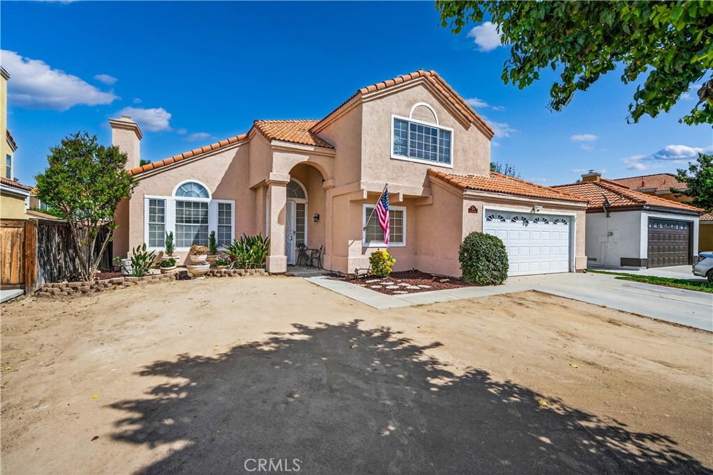 676 Fuchsia Lane Perris, CA 92571 - Photo 2 of 41