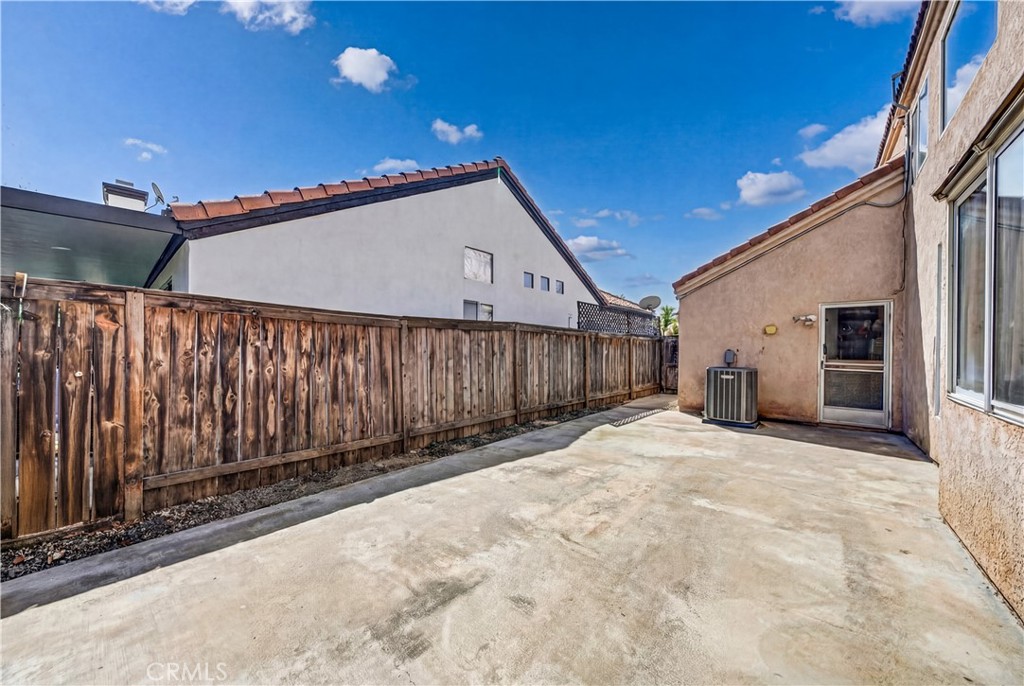 676 Fuchsia Lane Perris, CA 92571 - Photo 35 of 41