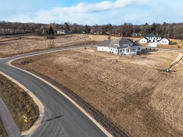 $275,900 | Lot 31 Hawks Landing Circle, Verona, WI 53593