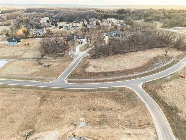$275,900 | Lot 31 Hawks Landing Circle, Verona, WI 53593