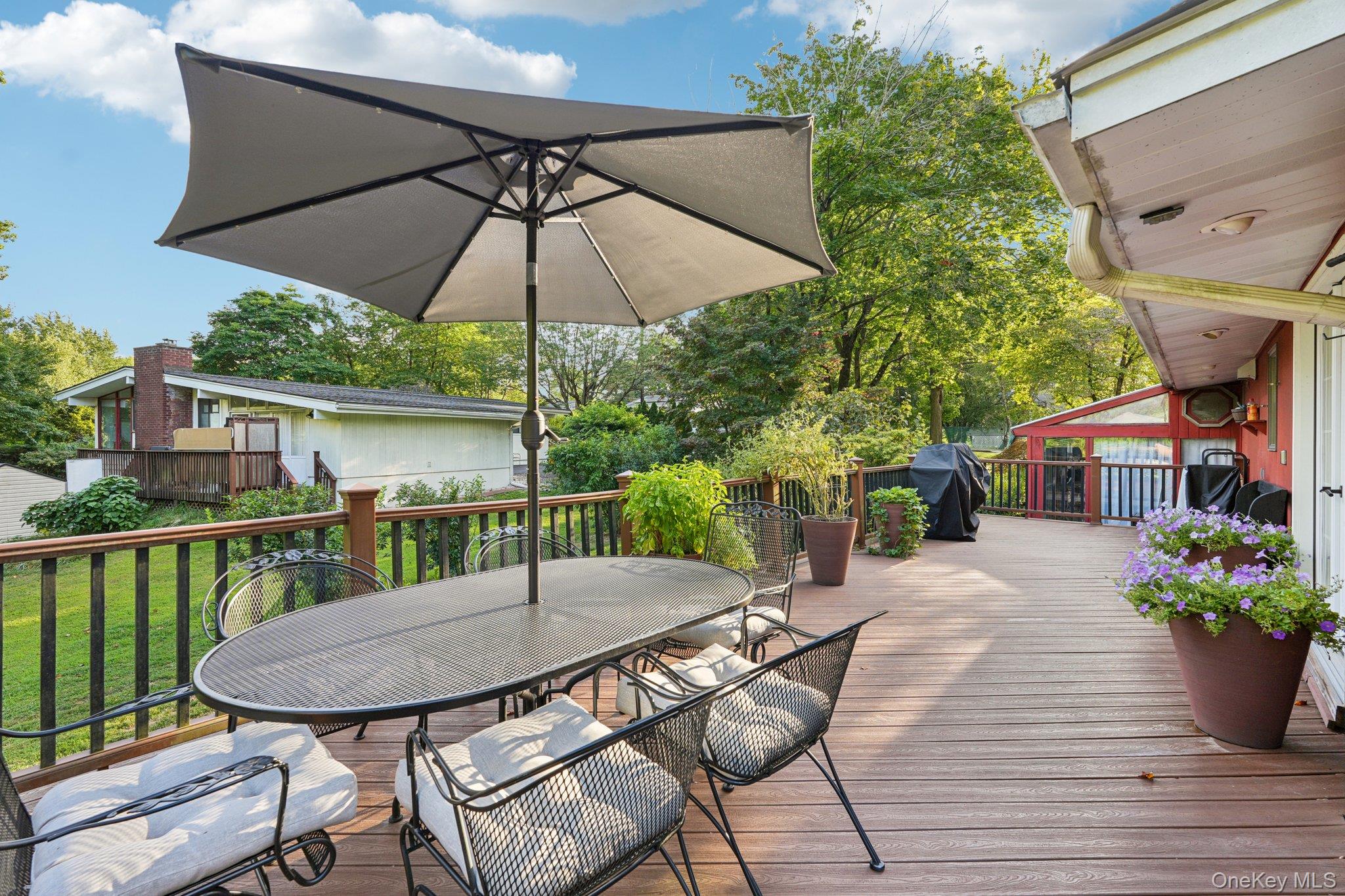 215 Rose Road West Nyack, NY 10994 - Photo 28 of 42