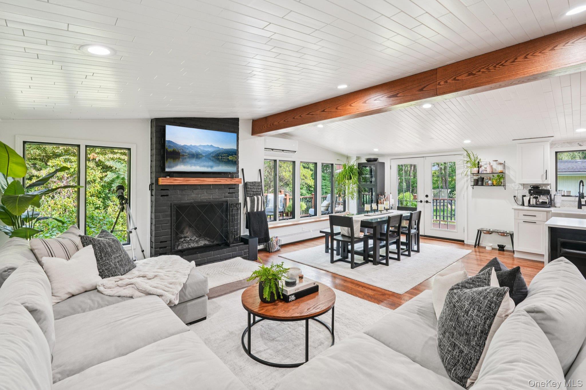 215 Rose Road West Nyack, NY 10994 - Photo 6 of 42