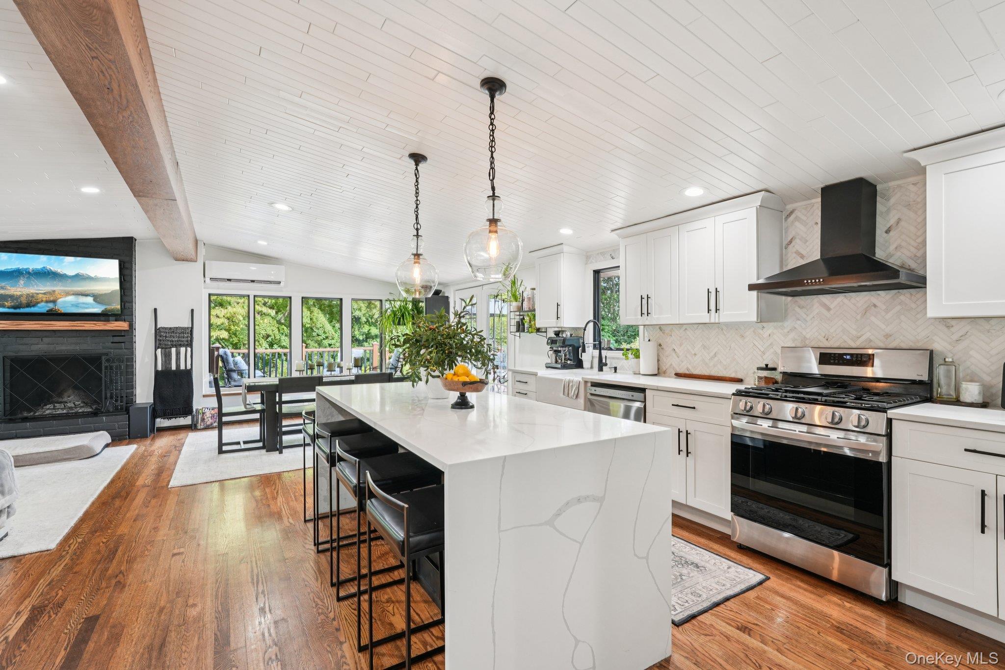 215 Rose Road West Nyack, NY 10994 - Photo 9 of 42