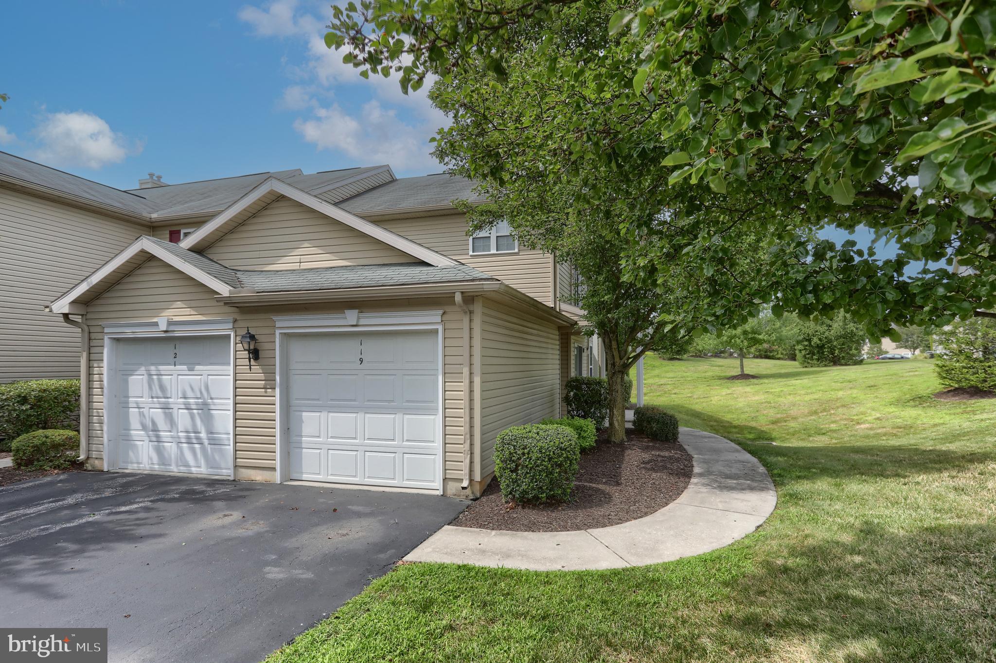 119 Sparrow Road Hummelstown, PA 17036 - Photo 4 of 34 Gallery Image 4