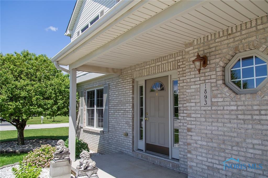 1893 Crossfields Road Perrysburg, OH 43551 - Photo 2 of 22 Gallery Image 2