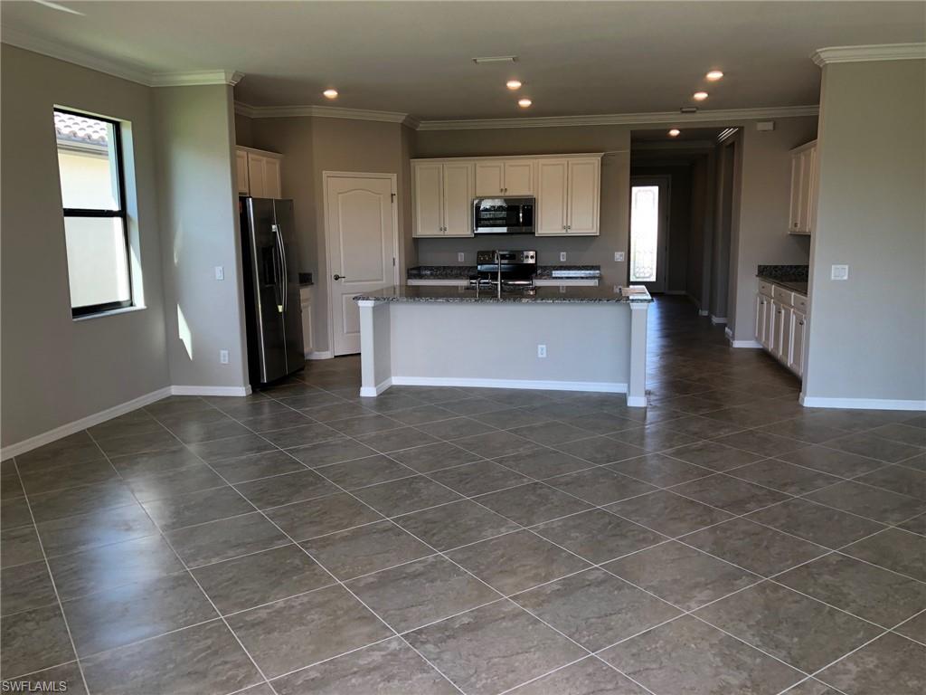 4284 Raffia Palm Circle Naples, FL 34119 - Photo 3 of 12 Gallery Image 3