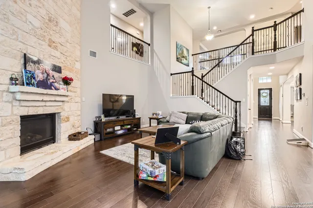 $3,395 | 3814 Sweet Olive, San Antonio, TX 78261