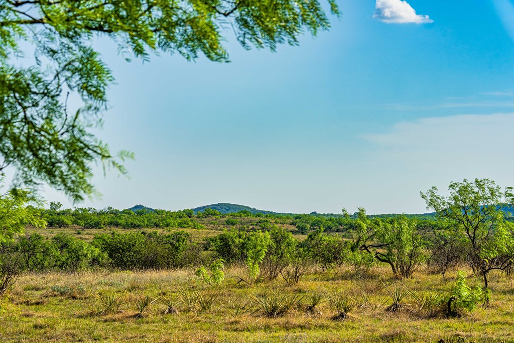 701 County Road Goldsboro, TX 79519 - Photo 4 of 24 a view of a lake