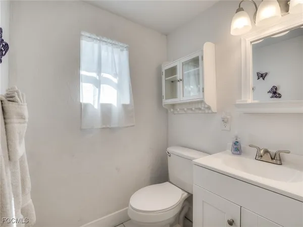 $775,000 | 130-132 Delmar Avenue, Fort Myers Beach, FL 33931