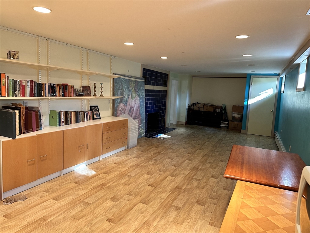 42 Temple Road Wellesley, MA 02482 - Photo 28 of 40