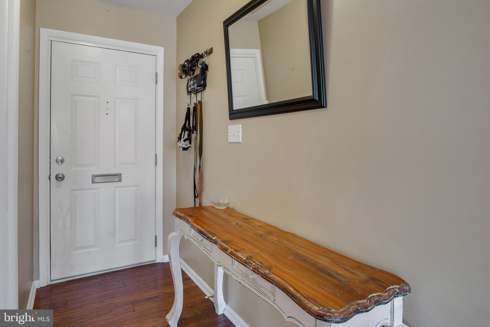 39 Miles Road Claymont, DE 19703 - Photo 3 of 20 Foyer