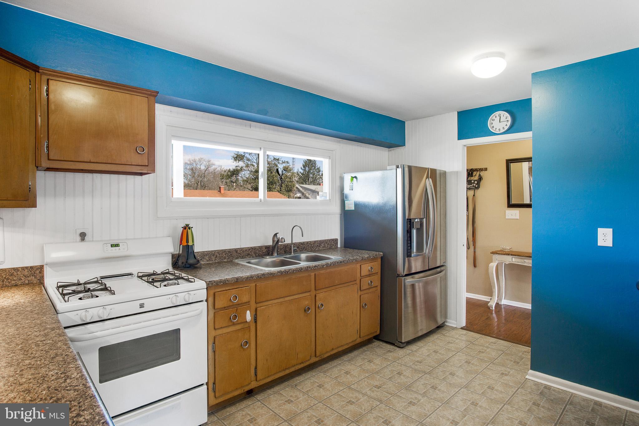 39 Miles Road Claymont, DE 19703 - Photo 9 of 20 Kitchen