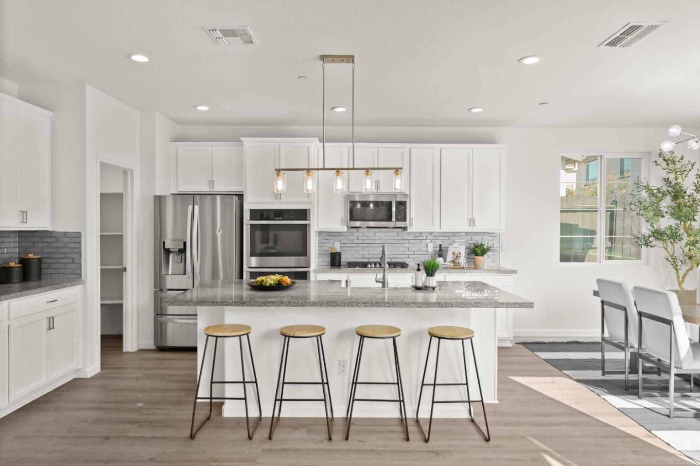 645 Papermill Road Lincoln, CA 95648 - Photo 4 of 60