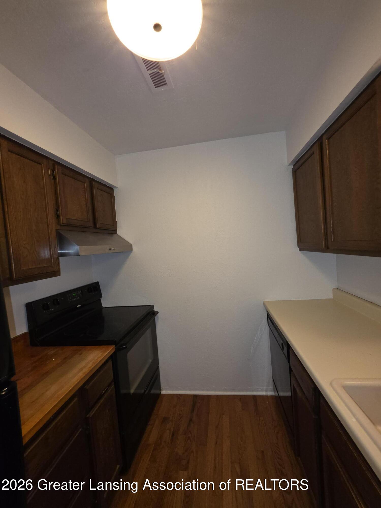 1715 Maple Ridge Road, Unit 4 Haslett, MI 48840 - Photo 8 of 22 20260629_171202