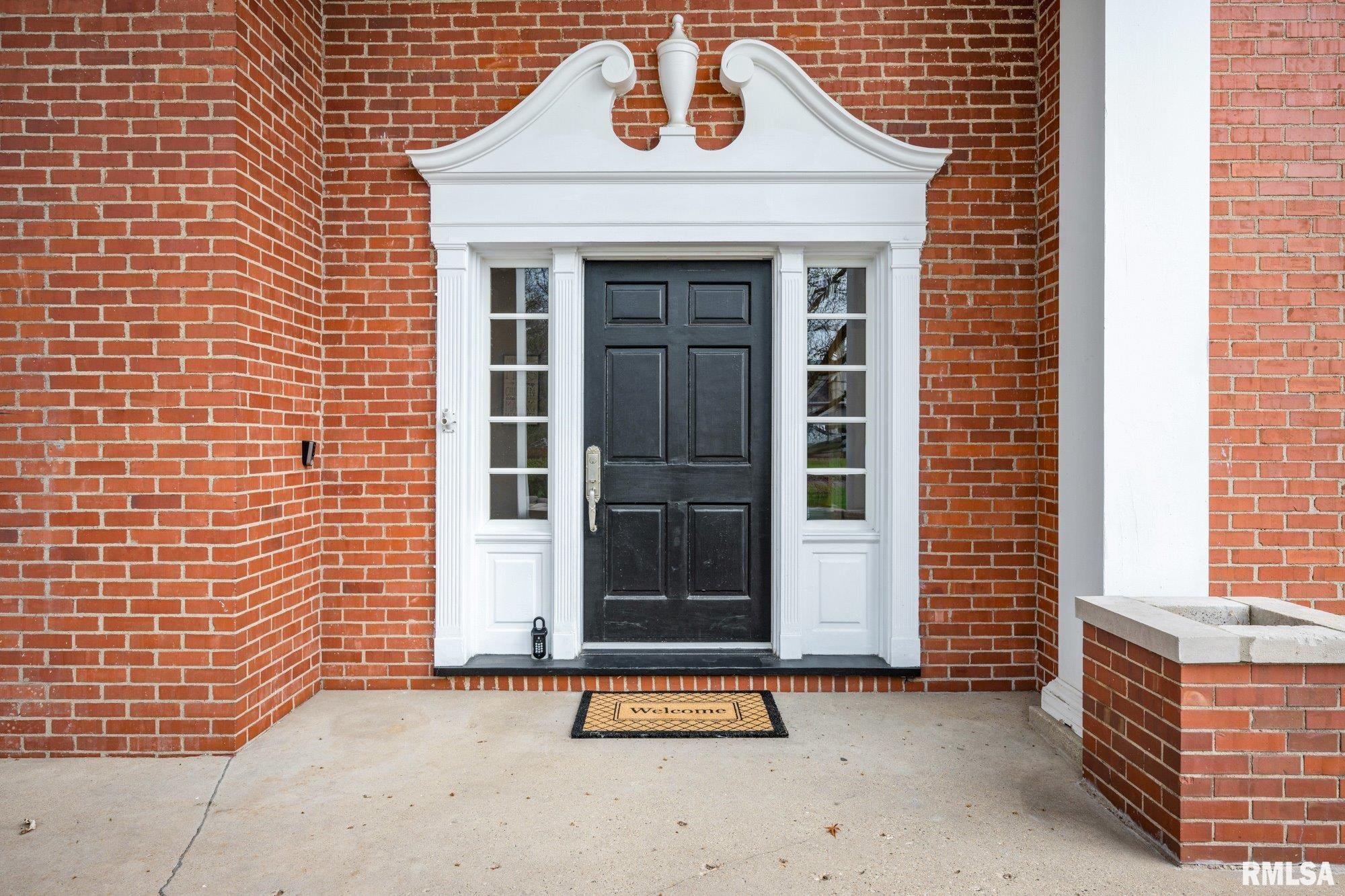 6526 North Saint Marys Road Peoria, IL 61614 - Photo 2 of 84