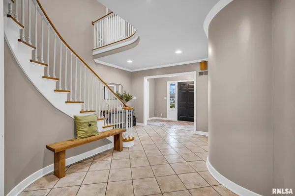 $575,000 | 6526 North Saint Marys Road, Peoria, IL 61614