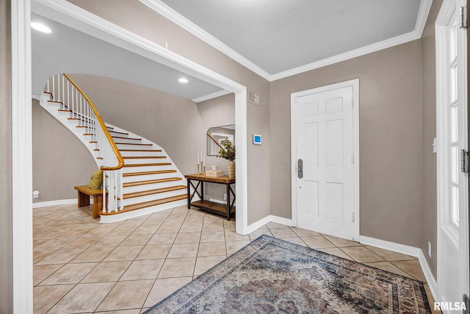 6526 North Saint Marys Road Peoria, IL 61614 - Photo 3 of 84