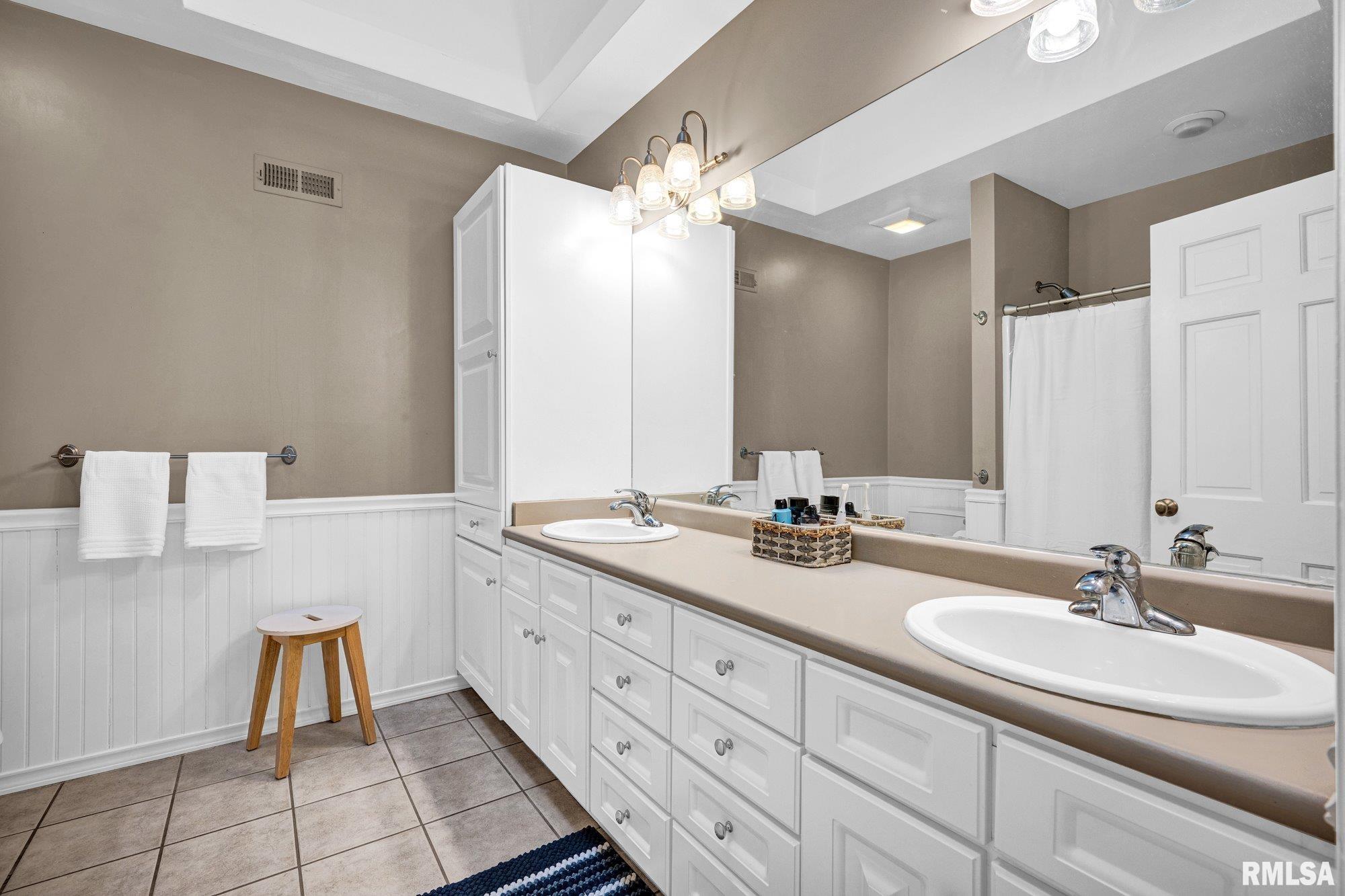 6526 North Saint Marys Road Peoria, IL 61614 - Photo 47 of 84