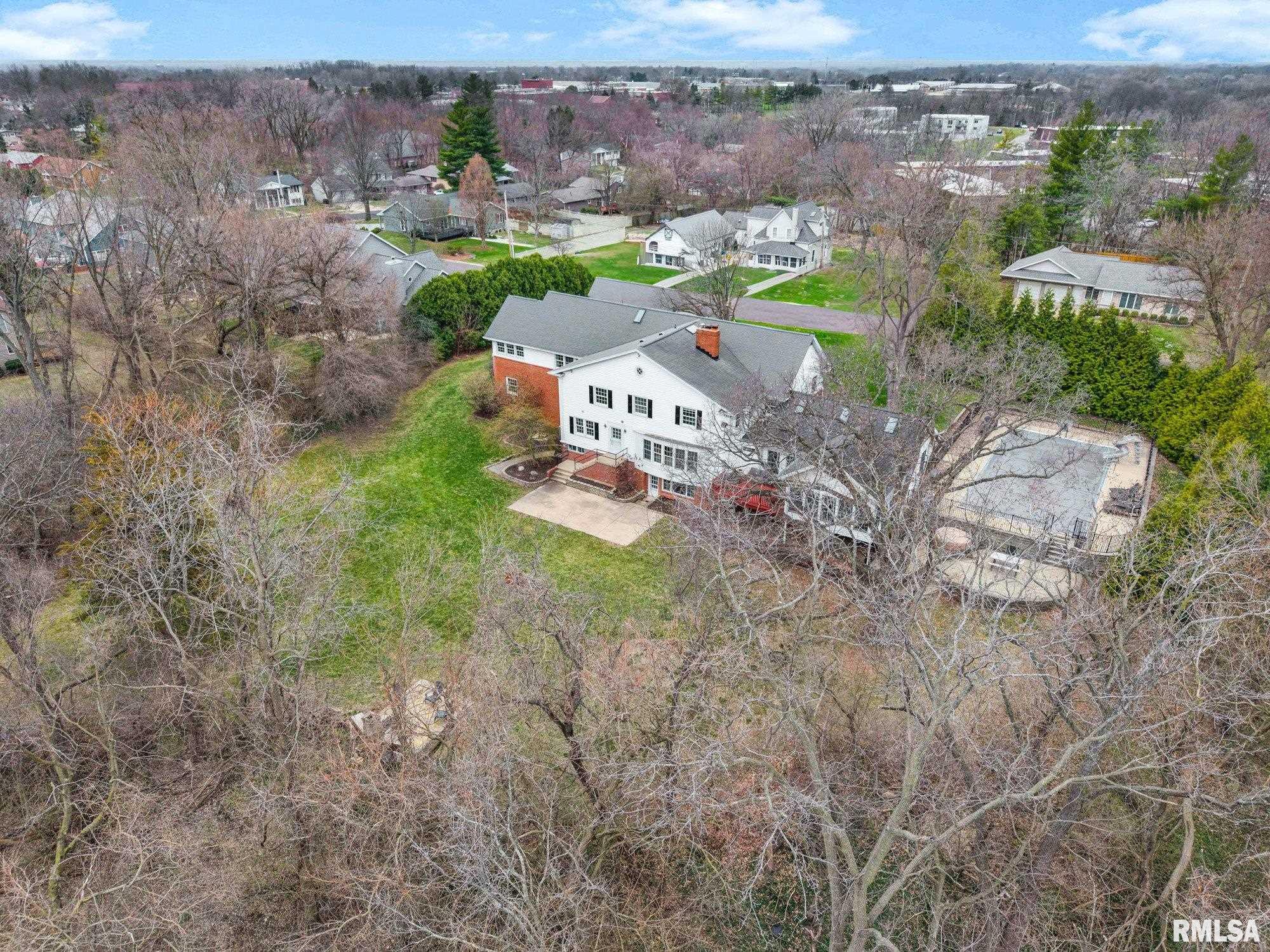 6526 North Saint Marys Road Peoria, IL 61614 - Photo 70 of 84