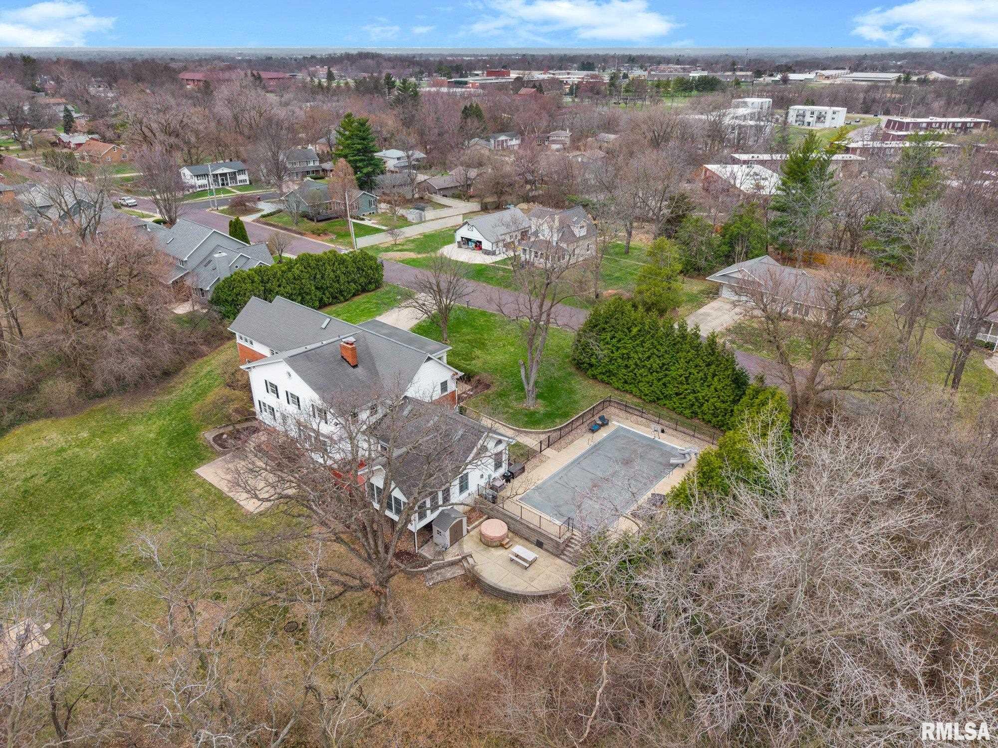 6526 North Saint Marys Road Peoria, IL 61614 - Photo 71 of 84