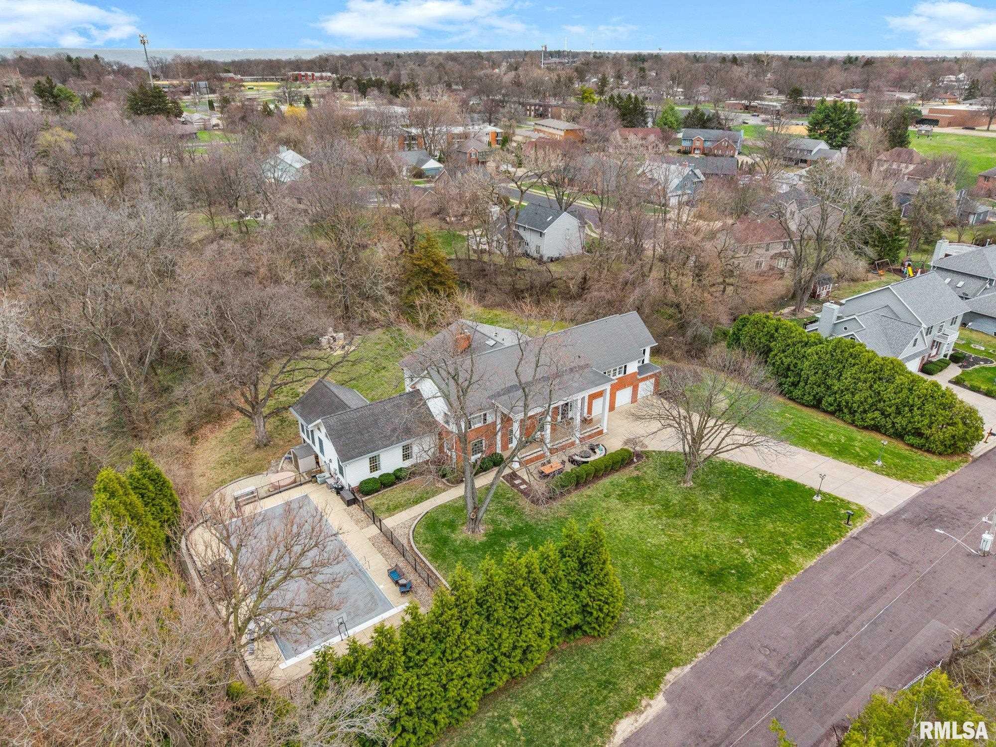 6526 North Saint Marys Road Peoria, IL 61614 - Photo 72 of 84