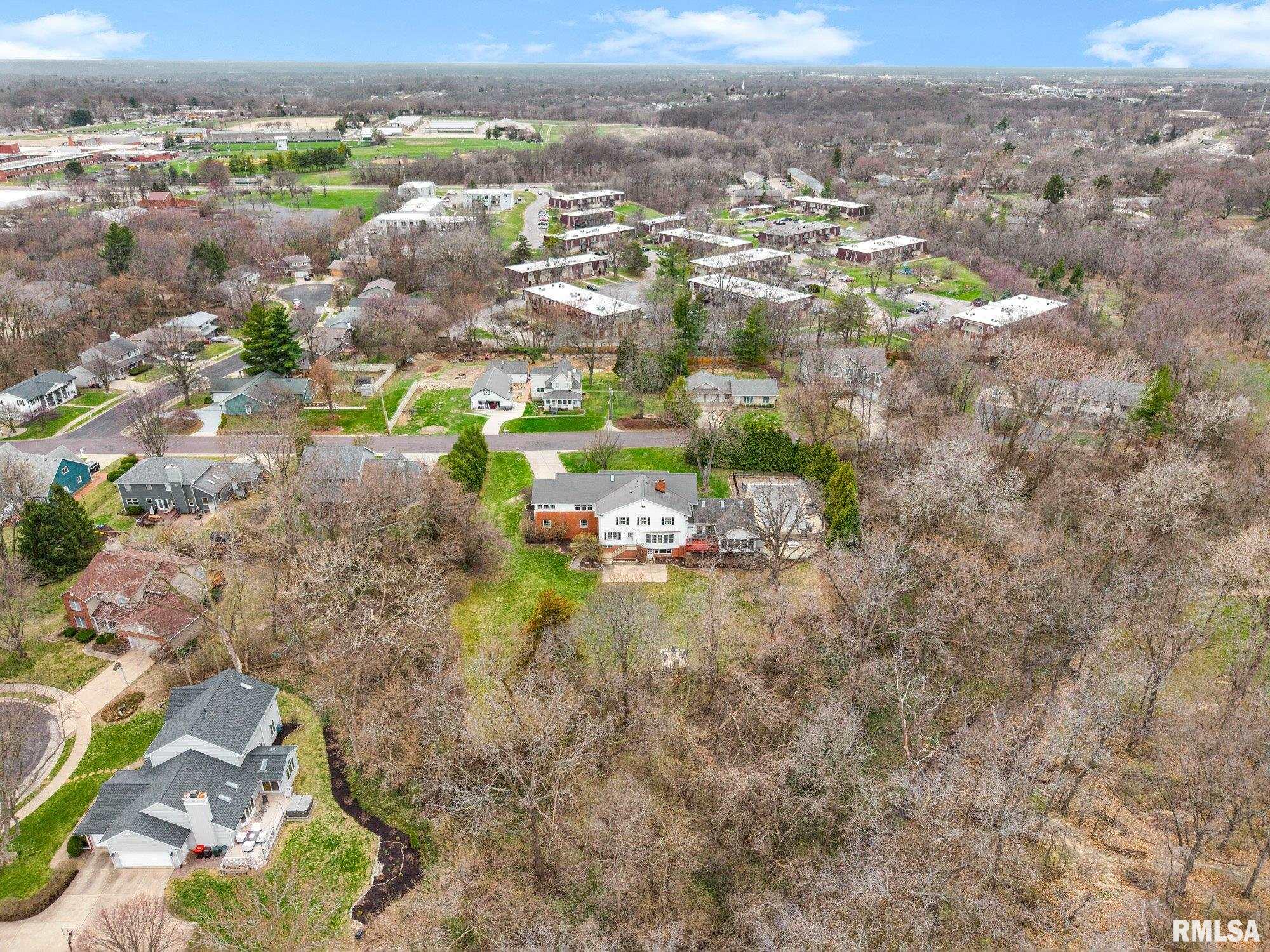 6526 North Saint Marys Road Peoria, IL 61614 - Photo 78 of 84