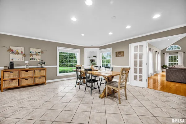 $575,000 | 6526 North Saint Marys Road, Peoria, IL 61614