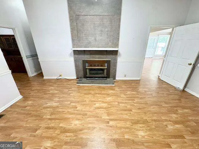 a view of a livingroom with a fireplace